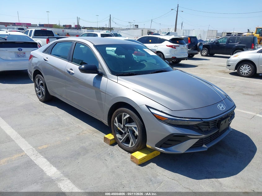 2025 Hyundai Elantra VIN KMHLM4DG2SU902673 IAAI salvage auction — LEFT SIDE, Salvage (California), sold $5,700 on 2026-07-15 (photo 1)