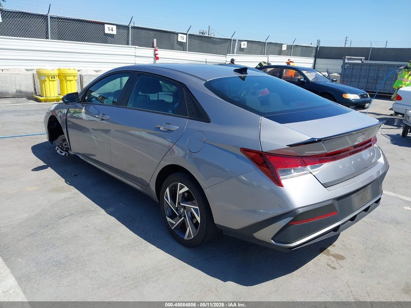 2025 Hyundai Elantra VIN KMHLM4DG2SU902673 IAAI salvage auction — LEFT SIDE, Salvage (California), sold $5,700 on 2026-07-15 (photo 3)