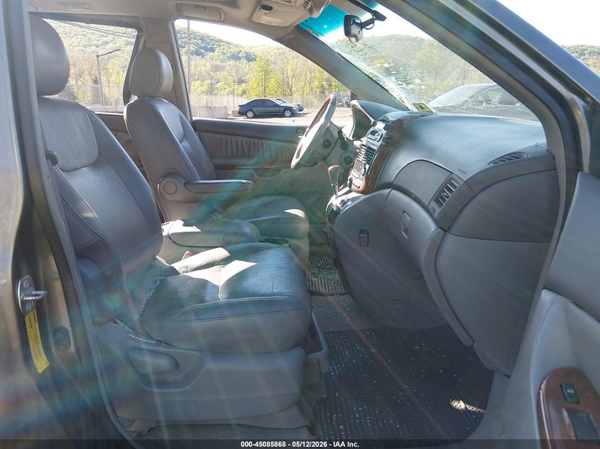 2004 Toyota Sienna VIN 5TDZA22C24S119842 IAAI salvage auction — LEFT SIDE, Salvage (New Jersey), sold $925 on 2026-07-30 (photo 5)