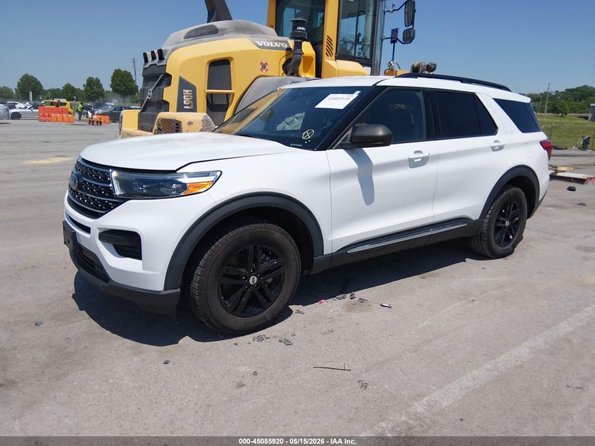 2020 Ford Explorer VIN 1FMSK8DH7LGC00723 IAAI salvage auction — HAIL, Salvage (Illinois), sold $8,200 on 2026-07-28 (photo 2)