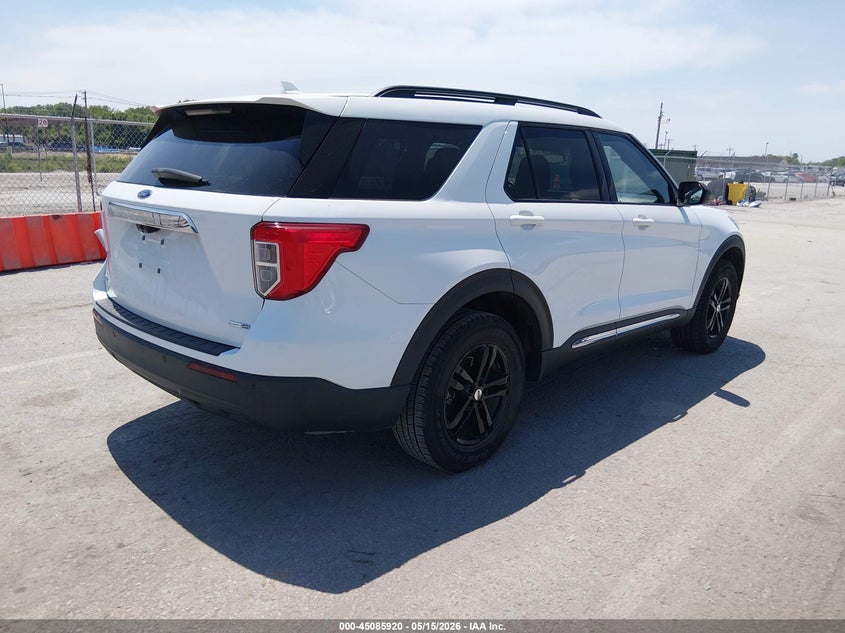 2020 Ford Explorer VIN 1FMSK8DH7LGC00723 IAAI salvage auction — HAIL, Salvage (Illinois), sold $8,200 on 2026-07-28 (photo 4)