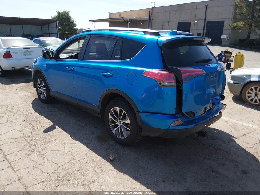 2017 Toyota Rav 4 VIN JTMRJREV6HD085251 IAAI salvage auction — REAR END, Salvage (California), sold $3,750 on 2026-07-29 (photo 3)