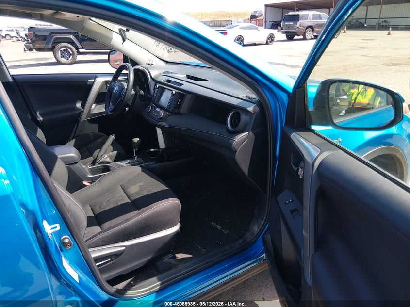 2017 Toyota Rav 4 VIN JTMRJREV6HD085251 IAAI salvage auction — REAR END, Salvage (California), sold $3,750 on 2026-07-29 (photo 5)