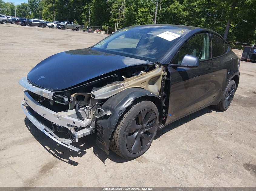 2025 Tesla Model y VIN 7SAYGDEE8SF304968 IAAI salvage auction — FRONT END, Salvage - Greater Than 75% (Maryland), sold $14,400 on 2026-07-31 (photo 2)