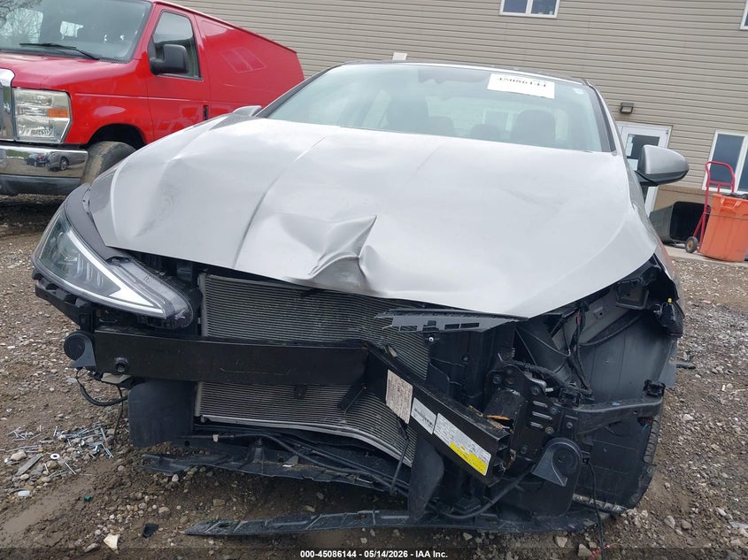 2020 Hyundai Elantra VIN KMHD84LF5LU062696 IAAI salvage auction — FRONT END, Salvage (Pennsylvania), sold $2,750 on 2026-07-07 (photo 6)