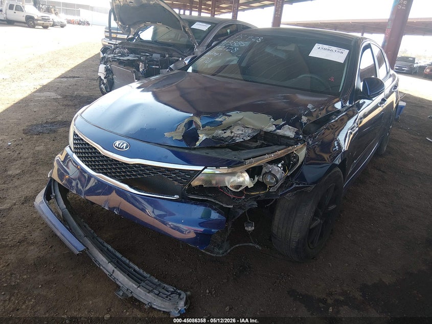 2018 Kia Optima VIN 5XXGT4L33JG192128 IAAI salvage auction — LEFT & RIGHT, Salvage (Arizona), sold $1,500 on 2026-07-29 (photo 2)