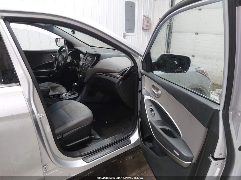 2018 Hyundai Santa fe VIN 5XYZTDLB0JG572457 IAAI salvage auction — THEFT, Bill Of Sale (Alaska), sold $3,050 on 2026-07-10 (photo 5)