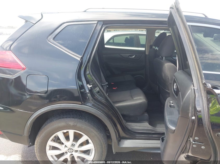 2019 Nissan Rogue VIN KNMAT2MV7KP501166 IAAI salvage auction — LEFT & RIGHT, Salvage (Nebraska), sold $3,350 on 2026-07-16 (photo 8)
