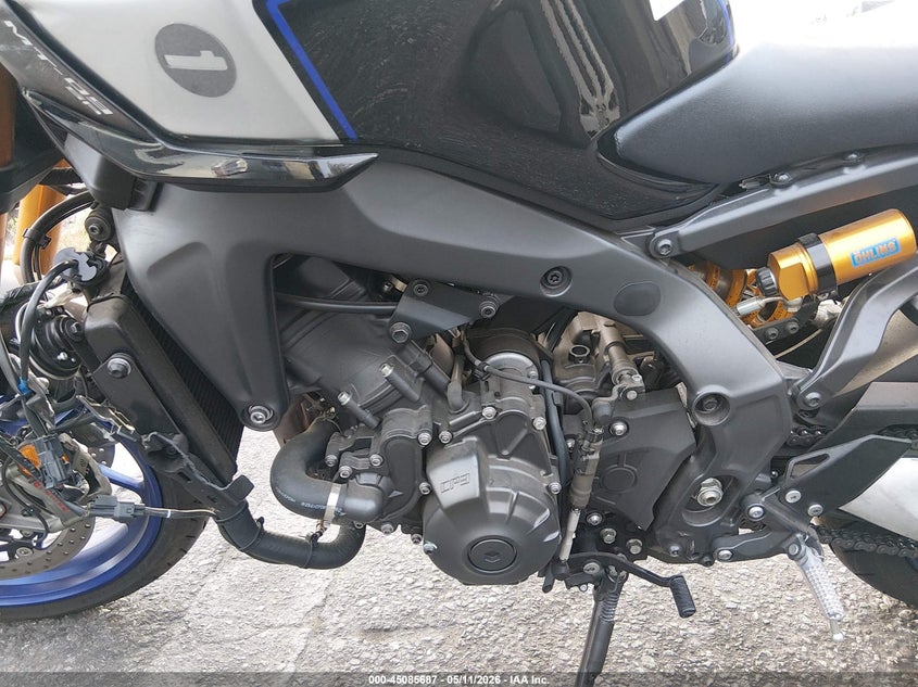2025 Yamaha Mt VIN JYARN95Y6SA000606 IAAI salvage auction — FRONT & REAR, Salvage (California), sold $1,050 on 2026-07-30 (photo 9)