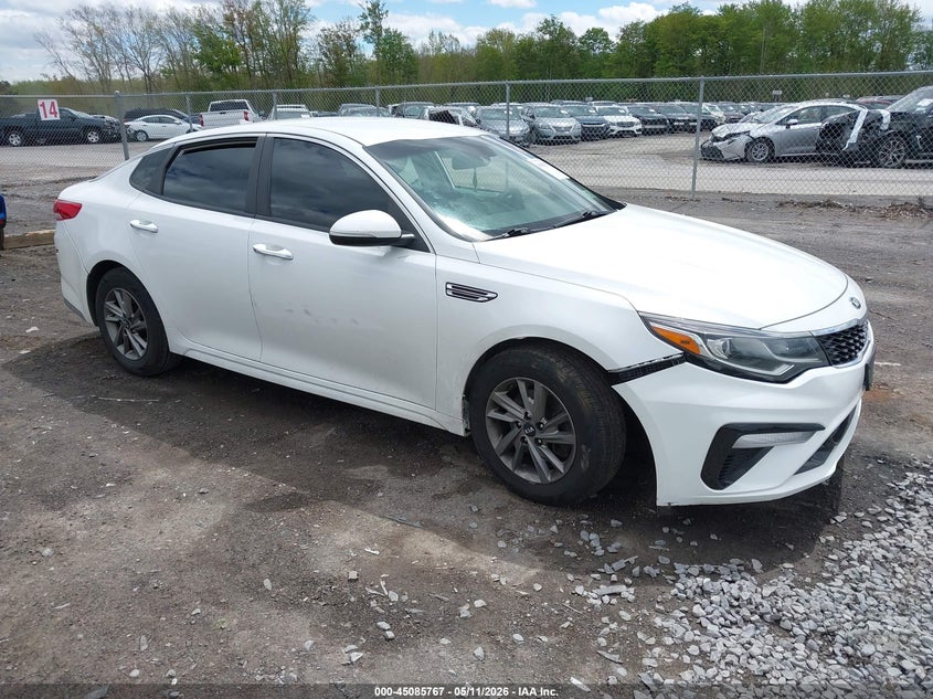 2019 Kia Optima VIN 5XXGT4L3XKG368819 IAAI salvage auction — THEFT, Mv-907A (New York), sold $800 on 2026-07-21 (photo 1)
