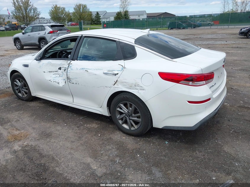 2019 Kia Optima VIN 5XXGT4L3XKG368819 IAAI salvage auction — THEFT, Mv-907A (New York), sold $800 on 2026-07-21 (photo 3)