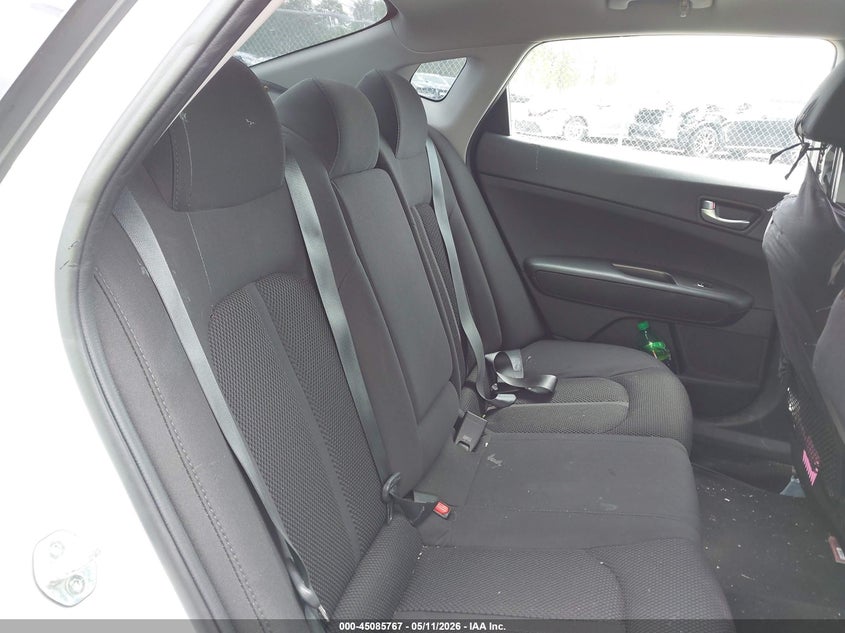 2019 Kia Optima VIN 5XXGT4L3XKG368819 IAAI salvage auction — THEFT, Mv-907A (New York), sold $800 on 2026-07-21 (photo 8)