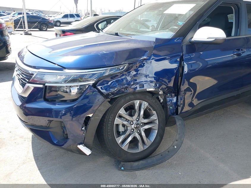 2021 Kia Seltos VIN KNDEU2AAXM7136565 IAAI salvage auction — SUSPENSION, Salvage (California), sold $3,850 on 2026-07-15 (photo 6)