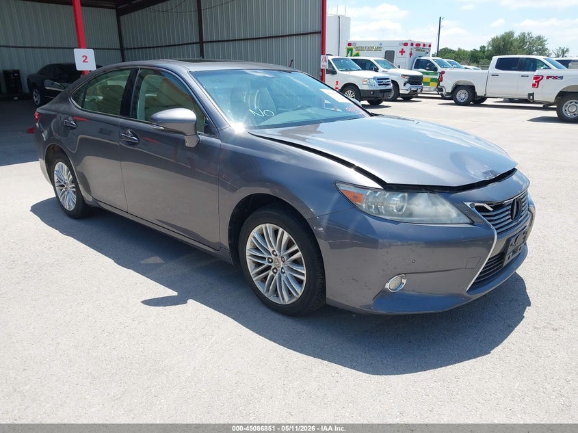 2013 Lexus ES VIN JTHBK1GGXD2032605 IAAI salvage auction — LEFT FRONT, Original (Texas), sold $4,100 on 2026-07-15 (photo 1)