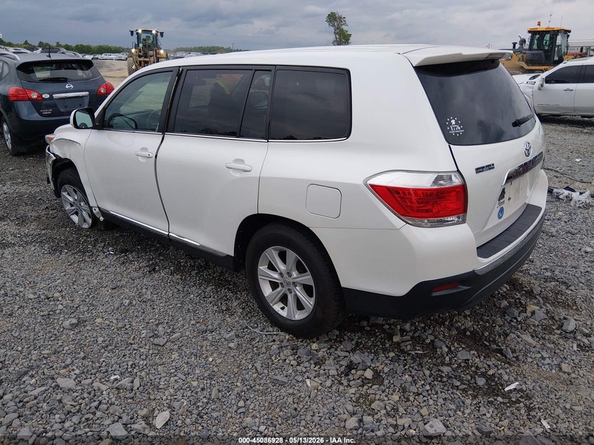 2013 Toyota Highlander VIN 5TDBK3EH5DS269603 IAAI salvage auction — RIGHT FRONT, Salvage (West Virginia), sold $3,775 on 2026-07-08 (photo 3)