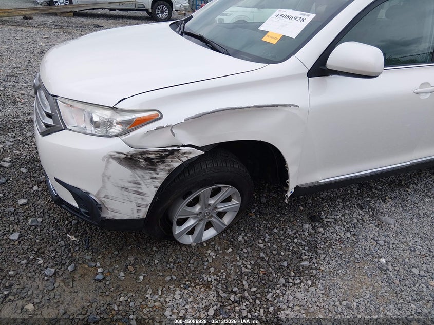 2013 Toyota Highlander VIN 5TDBK3EH5DS269603 IAAI salvage auction — RIGHT FRONT, Salvage (West Virginia), sold $3,775 on 2026-07-08 (photo 6)