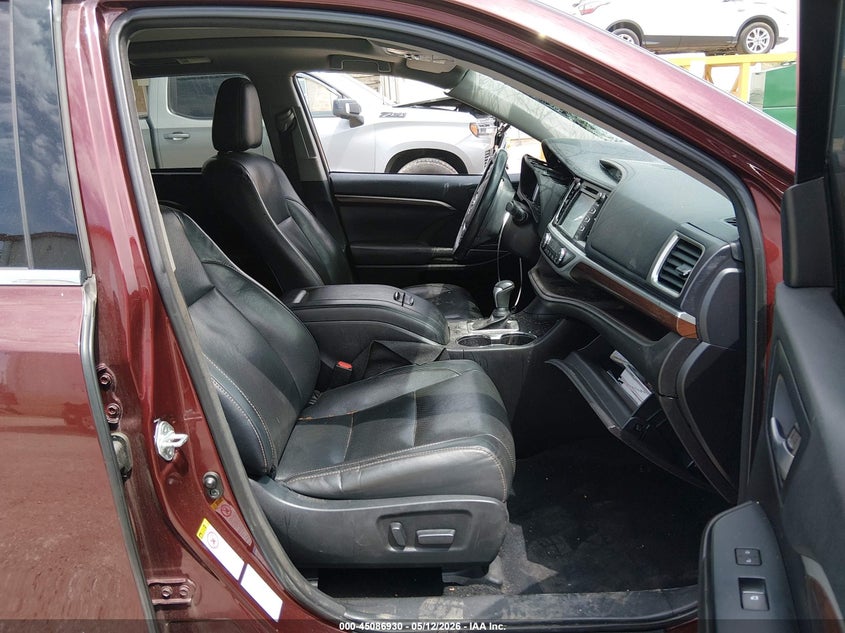 2016 Toyota Highlander VIN 5TDDKRFH3GS352428 IAAI salvage auction — FRONT END, Salvage (Illinois), sold $6,600 on 2026-07-14 (photo 5)