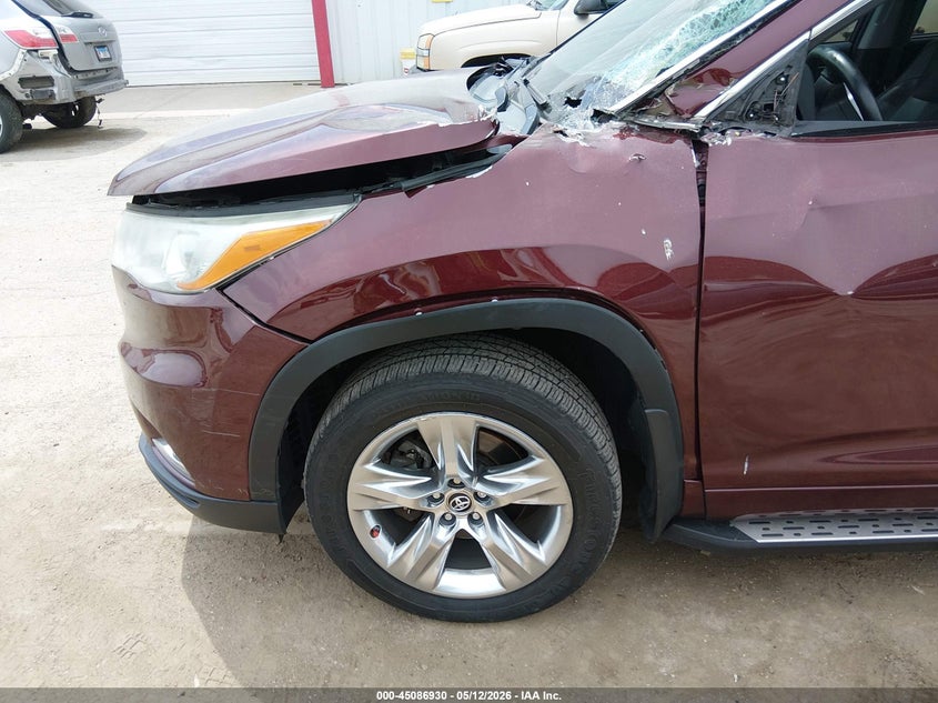 2016 Toyota Highlander VIN 5TDDKRFH3GS352428 IAAI salvage auction — FRONT END, Salvage (Illinois), sold $6,600 on 2026-07-14 (photo 6)