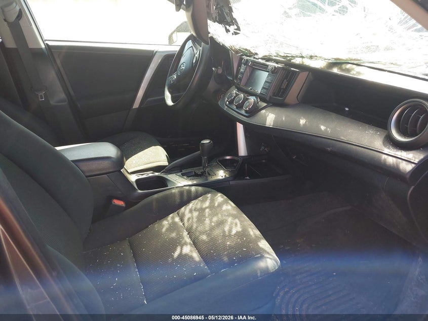 2018 Toyota Rav 4 VIN JTMBFREV1JJ238886 IAAI salvage auction — EXTERIOR BURN, Mv-907A (New York), sold $3,850 on 2026-07-09 (photo 5)