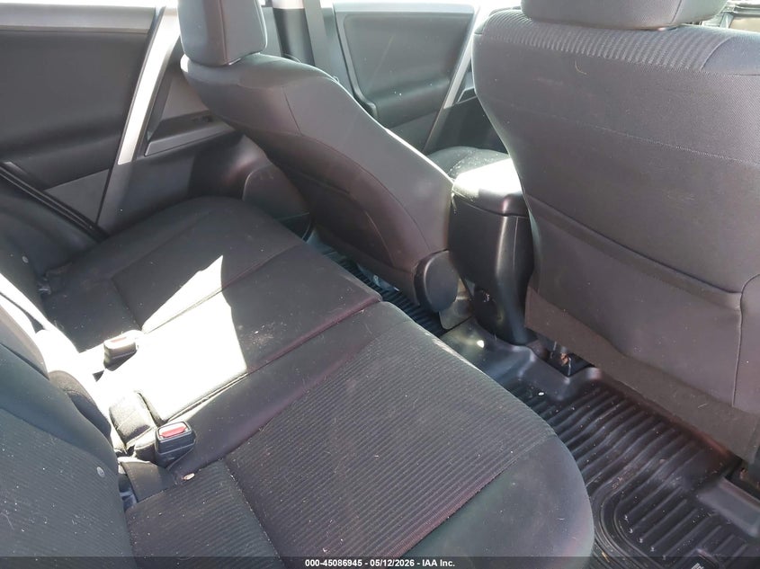 2018 Toyota Rav 4 VIN JTMBFREV1JJ238886 IAAI salvage auction — EXTERIOR BURN, Mv-907A (New York), sold $3,850 on 2026-07-09 (photo 8)
