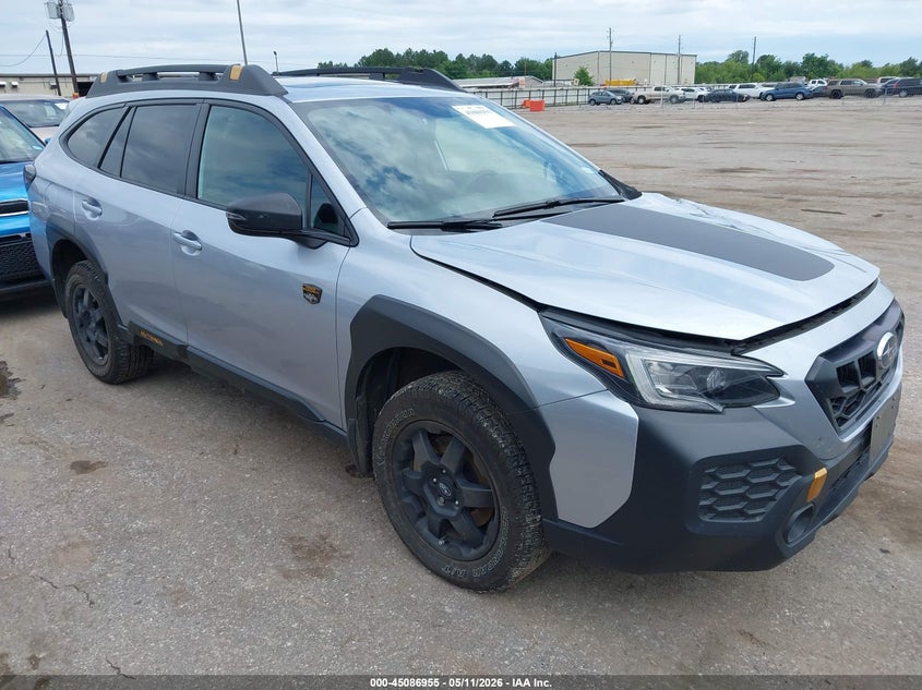 2025 Subaru Outback VIN 4S4BTGUDXS3138342 IAAI salvage auction — LEFT FRONT, Original (Texas), sold $14,400 on 2026-07-29 (photo 1)