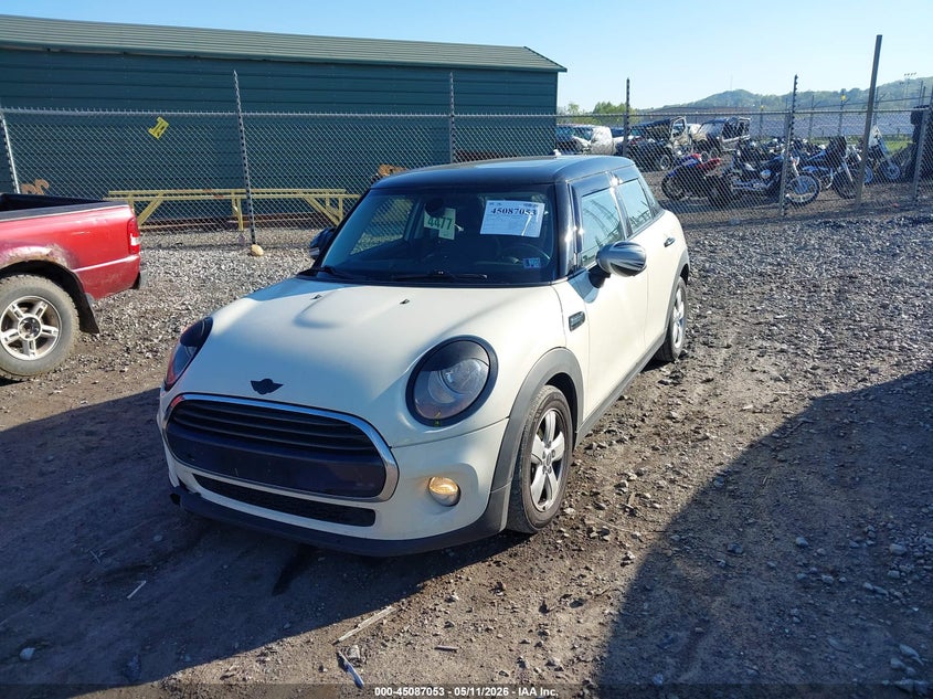 2017 Mini Hard top VIN WMWXU1C52H2D57941 IAAI salvage auction — RIGHT FRONT, Salvage (Pennsylvania), sold $1,100 on 2026-08-11 (photo 2)