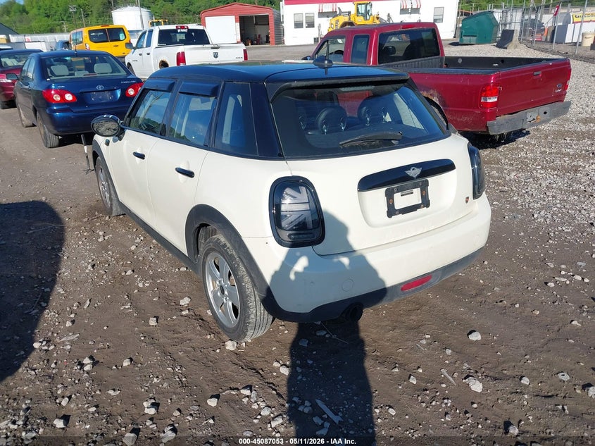 2017 Mini Hard top VIN WMWXU1C52H2D57941 IAAI salvage auction — RIGHT FRONT, Salvage (Pennsylvania), sold $1,100 on 2026-08-11 (photo 3)