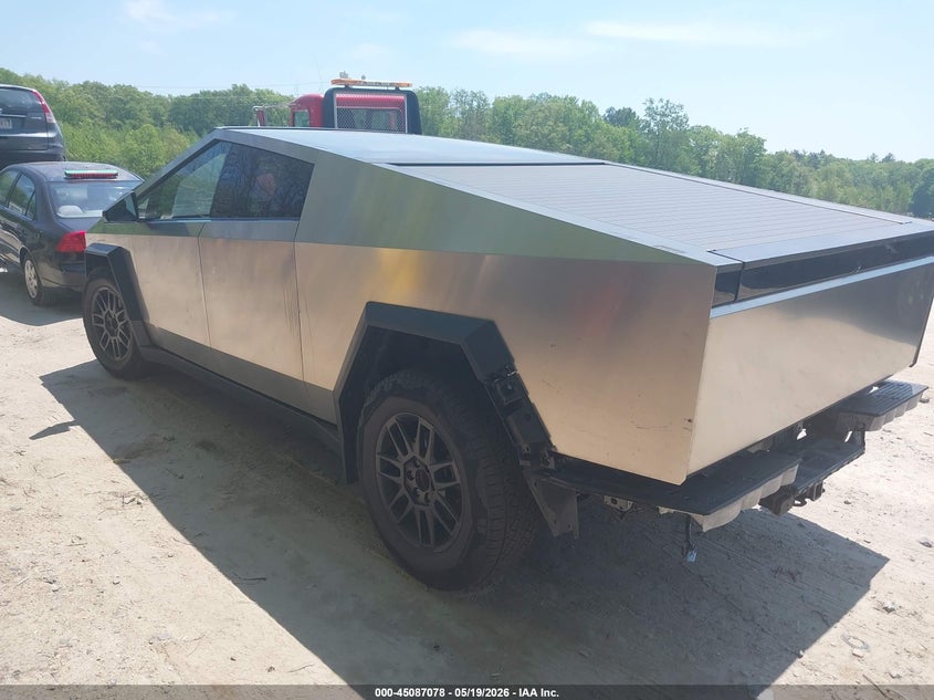 2024 Tesla Cybertruck VIN 7G2CEHEE7RA032602 IAAI salvage auction — UNDERCARRIAGE, Salvage (Massachusetts), sold $29,250 on 2026-07-23 (photo 3)