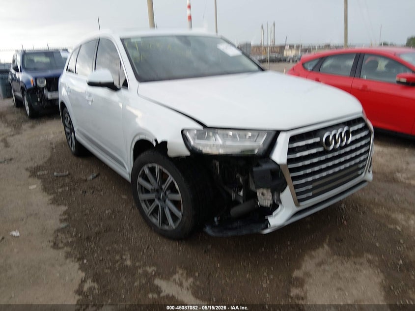 2018 Audi Q7 VIN WA1LHAF73JD035331 IAAI salvage auction — RIGHT FRONT, Clear (Indiana), sold $5,200 on 2026-07-18 (photo 1)