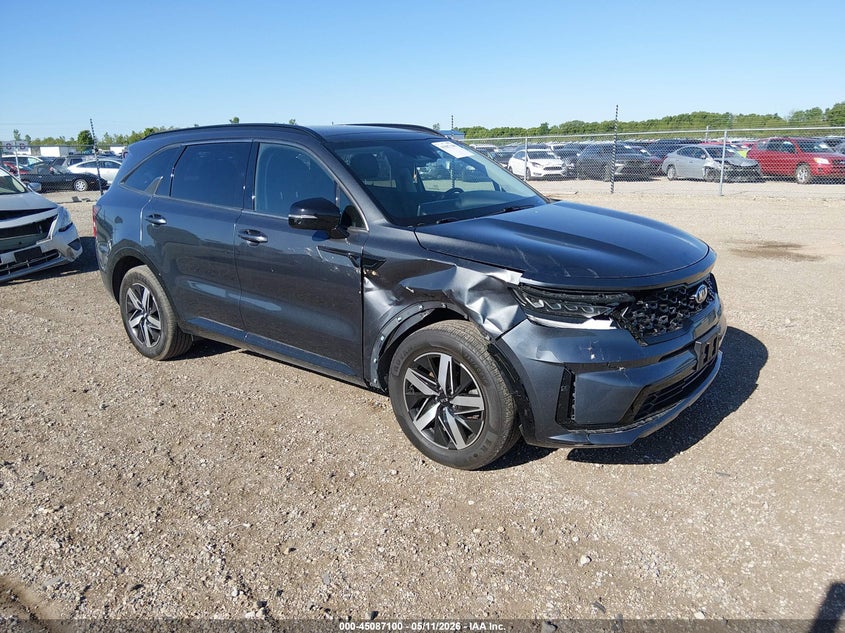 2021 Kia Sorento VIN 5XYRL4LC2MG056114 IAAI salvage auction — RIGHT FRONT, Salvage (Illinois), sold $6,850 on 2026-07-08 (photo 1)