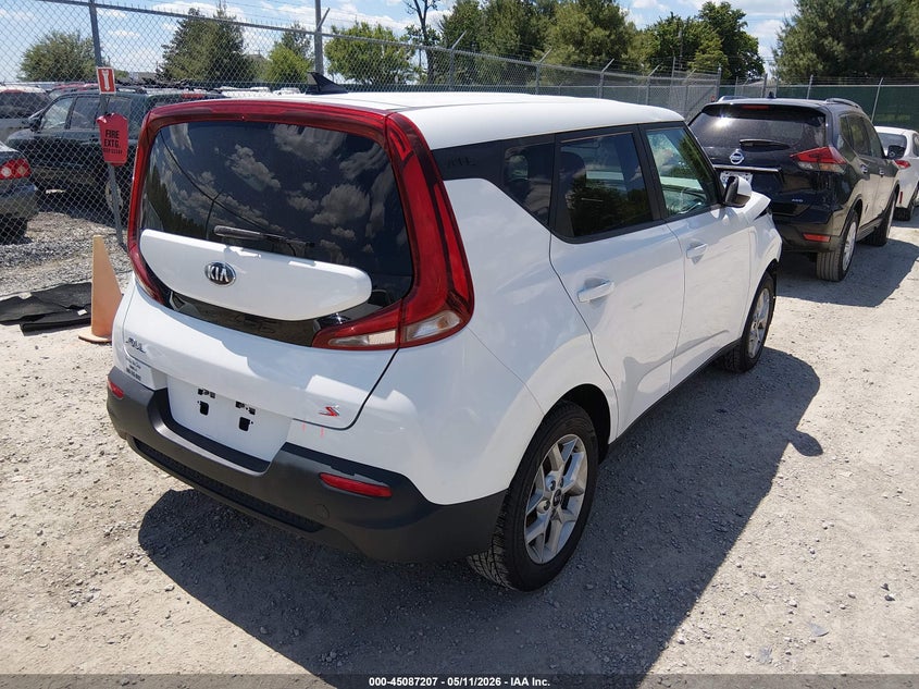 2020 Kia Soul VIN KNDJ23AU9L7021071 IAAI salvage auction — FRONT END, Salvage (Kentucky), sold $1,850 on 2026-07-29 (photo 4)