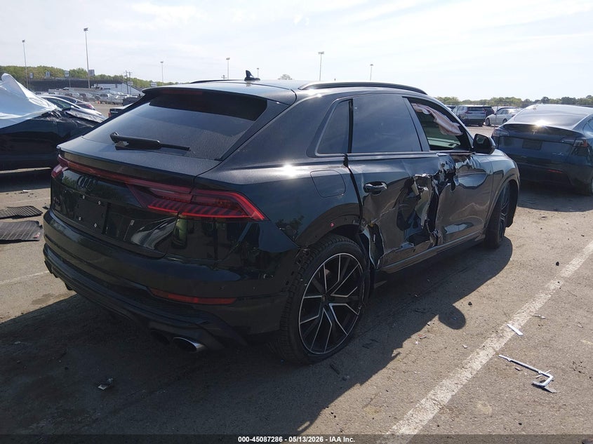 2021 Audi Sq8 VIN WA1AWBF11MD043009 IAAI salvage auction — RIGHT SIDE, Salvage (New Jersey), sold $25,000 on 2026-08-17 (photo 4)