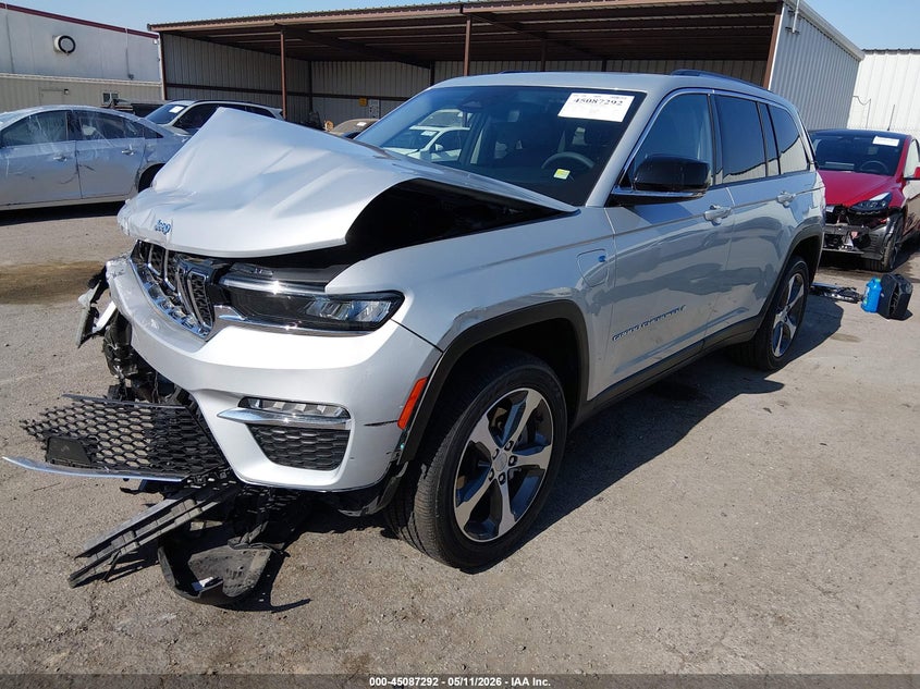 2023 Jeep Grand cherokee VIN 1C4RJYB62PC670811 IAAI salvage auction — FRONT END, Salvage (California), sold $9,725 on 2026-07-27 (photo 2)