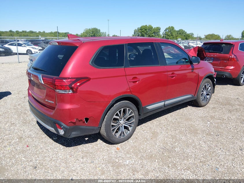 2017 Mitsubishi Outlander VIN JA4AD2A3XHZ033389 IAAI salvage auction — FRONT END, Salvage (Illinois), sold $475 on 2026-07-15 (photo 4)
