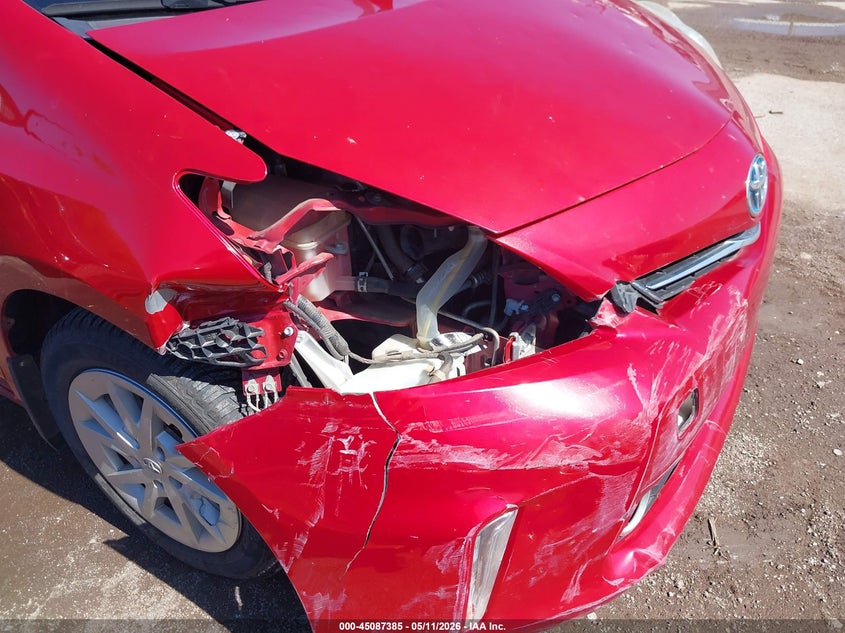 2013 Toyota Prius v VIN JTDZN3EUXD3228923 IAAI salvage auction — FRONT END, Clear (Oklahoma), sold $3,100 on 2026-07-08 (photo 6)
