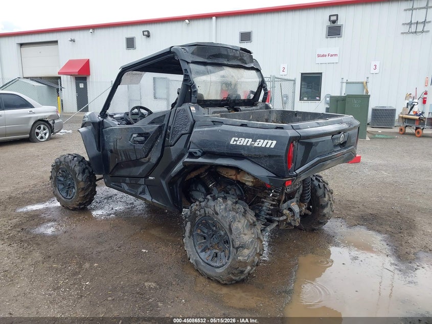 2025 Can-am/ brp Commander VIN 3JBAKAX45SE001090 IAAI salvage auction — EXTERIOR BURN, Salvage (Idaho), sold $6,050 on 2026-07-08 (photo 3)