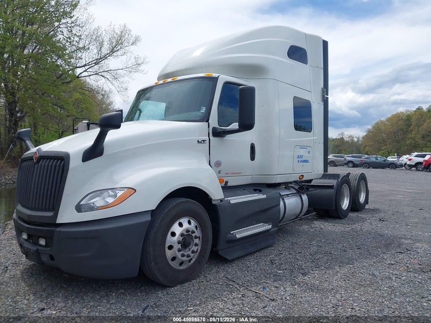 2021 International VIN 3HSDZAPR9MN289854 IAAI salvage auction — UNKNOWN, Salvage Title, sold $8,950 on 2026-08-26 (photo 2)