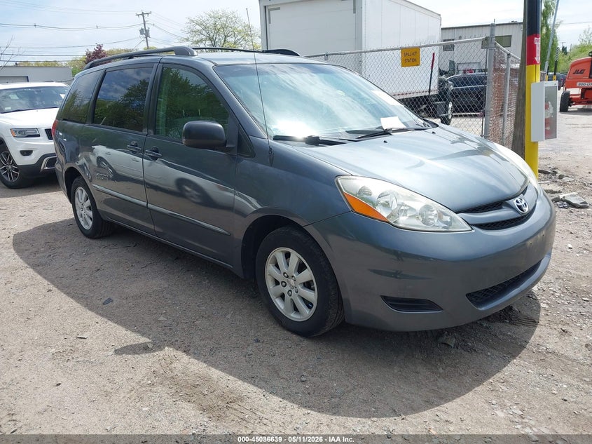 2008 Toyota Sienna VIN 5TDZK23C38S132312 IAAI salvage auction — REAR END, Salvage (Rhode Island), sold $500 on 2026-07-24 (photo 1)