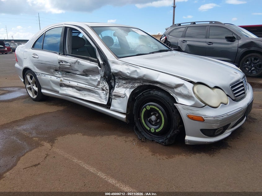 2007 Mercedes-benz C-klasse VIN WDBRF52H77F900003 IAAI salvage auction — RIGHT SIDE, Salvage (Hawaii), sold $25 on 2026-08-11 (photo 6)