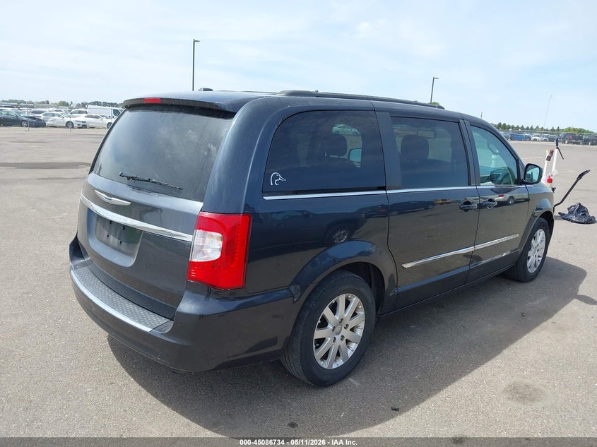 2014 Chrysler Town & country VIN 2C4RC1BG7ER280253 IAAI salvage auction — LEFT FRONT, Prior Salvage (Minnesota), sold $600 on 2026-07-31 (photo 4)