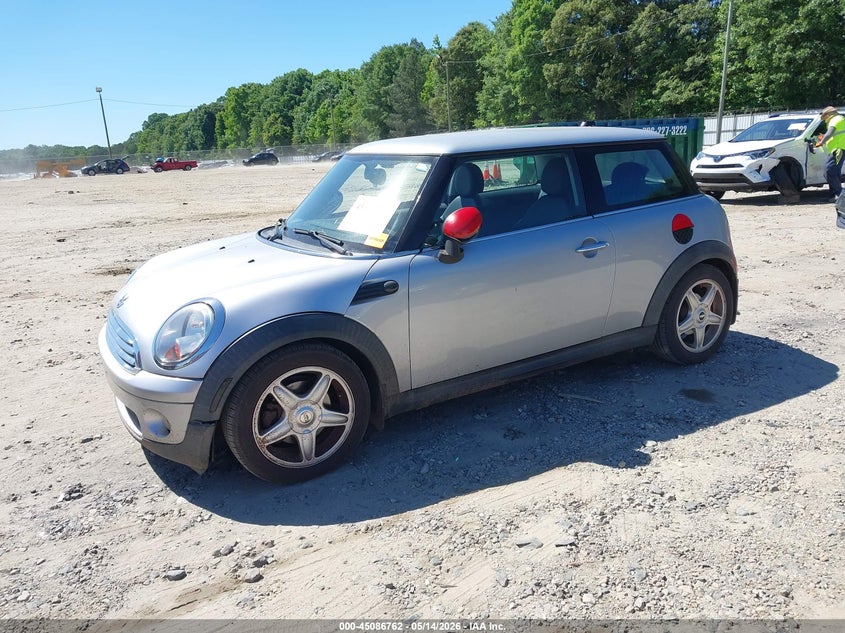 2007 Mini Cooper VIN WMWMF33597TT56316 IAAI salvage auction — RIGHT SIDE, Salvage (Georgia), sold $525 on 2026-07-09 (photo 2)