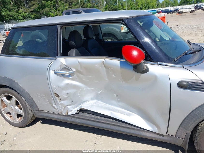 2007 Mini Cooper VIN WMWMF33597TT56316 IAAI salvage auction — RIGHT SIDE, Salvage (Georgia), sold $525 on 2026-07-09 (photo 6)