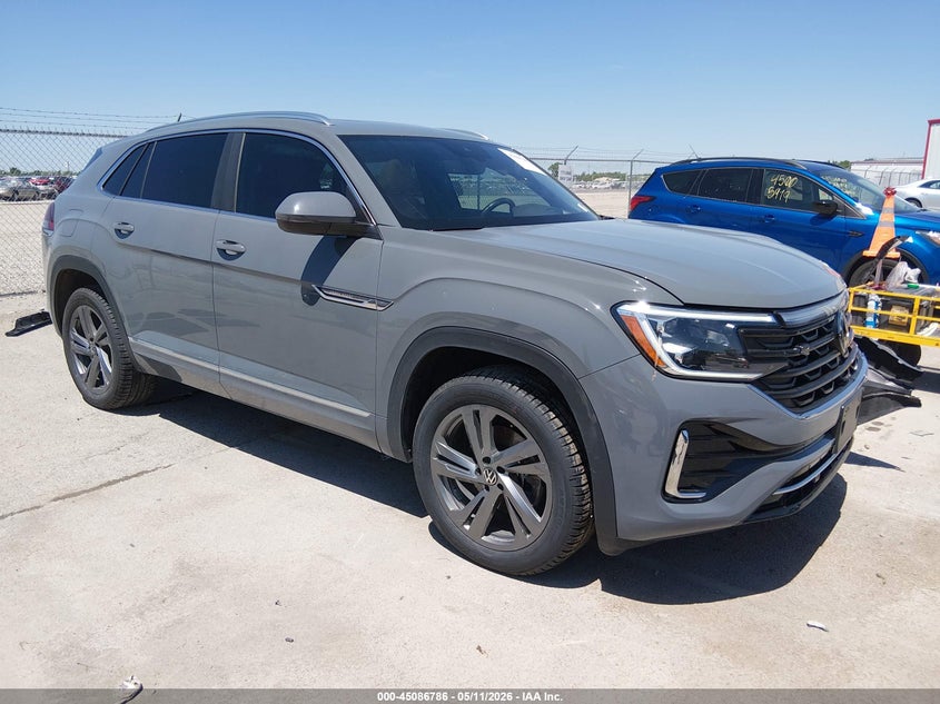 2024 Volkswagen Atlas cross sport VIN 1V2AE2CA9RC210211 IAAI salvage auction — LEFT FRONT, Salvage (Illinois), sold $13,500 on 2026-08-14 (photo 1)