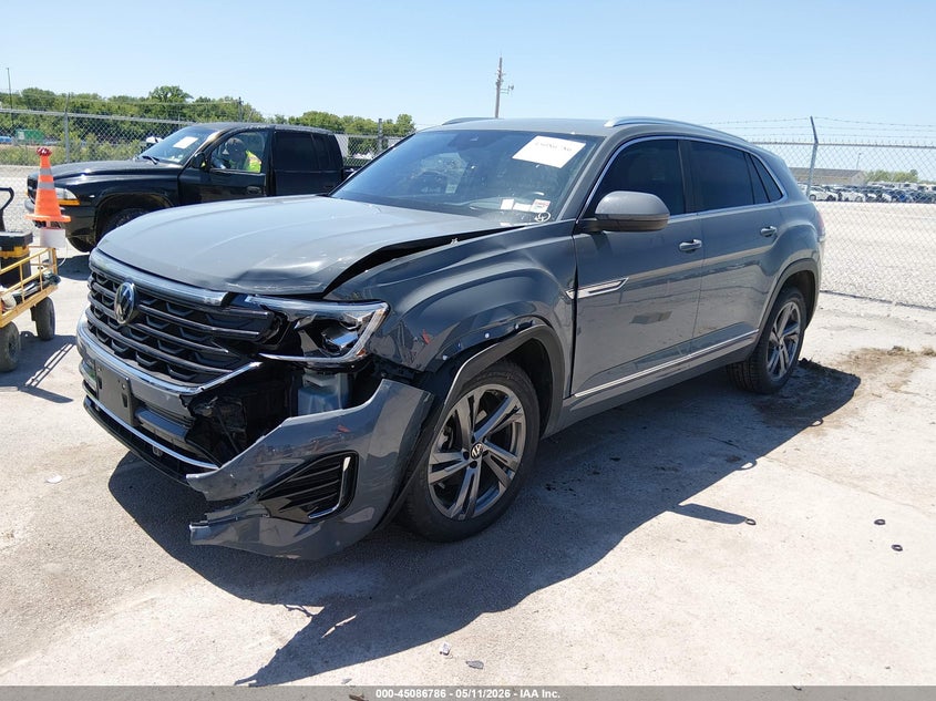 2024 Volkswagen Atlas cross sport VIN 1V2AE2CA9RC210211 IAAI salvage auction — LEFT FRONT, Salvage (Illinois), sold $13,500 on 2026-08-14 (photo 2)