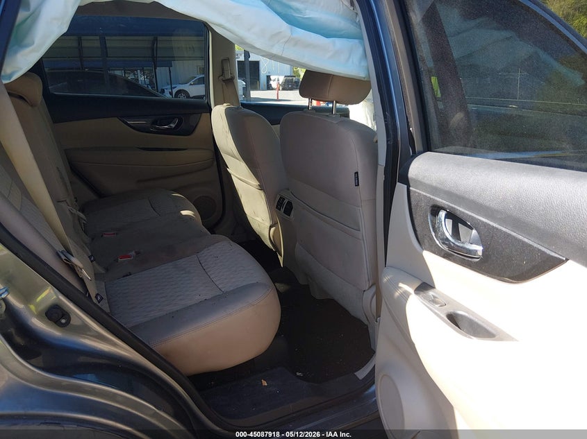 2017 Nissan Rogue VIN KNMAT2MV2HP597927 IAAI salvage auction — RIGHT FRONT, Salvage (Connecticut), sold $350 on 2026-07-30 (photo 8)