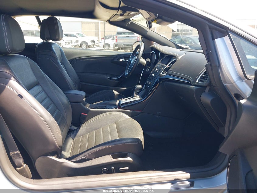 2017 Buick Cascada VIN W04WH3N59HG016882 IAAI salvage auction — FRONT END, Clear (Oklahoma), sold $3,200 on 2026-07-29 (photo 5)