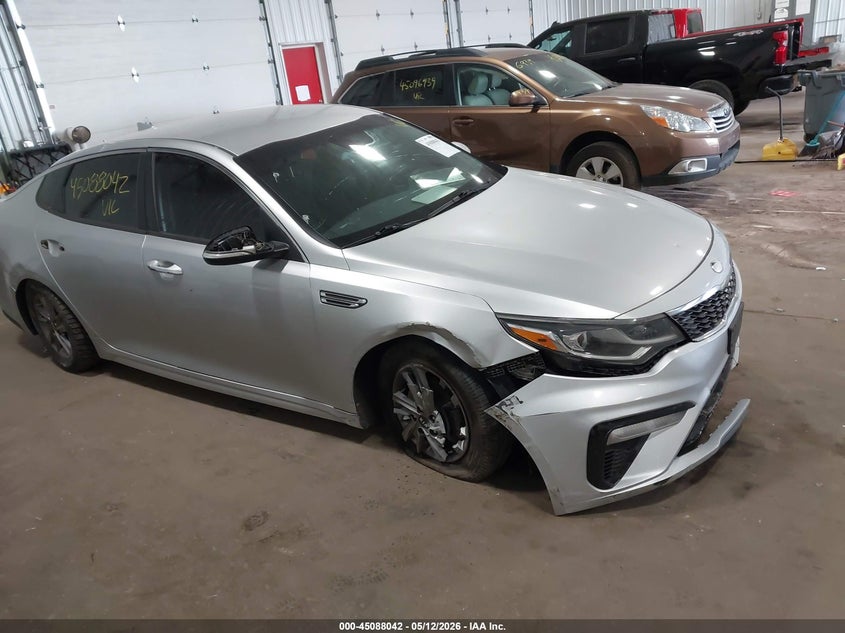 2019 Kia Optima VIN 5XXGT4L32KG307948 IAAI salvage auction — FRONT END, Prior Salvage (Minnesota), sold $800 on 2026-07-15 (photo 1)