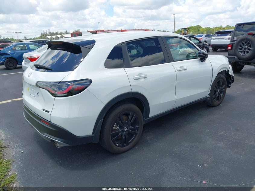 2026 Honda Hr-v VIN 3CZRZ1H53TM710704 IAAI salvage auction — RIGHT FRONT, Salvage Title, sold $11,275 on 2026-08-20 (photo 4)