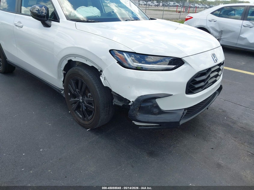 2026 Honda Hr-v VIN 3CZRZ1H53TM710704 IAAI salvage auction — RIGHT FRONT, Salvage Title, sold $11,275 on 2026-08-20 (photo 6)