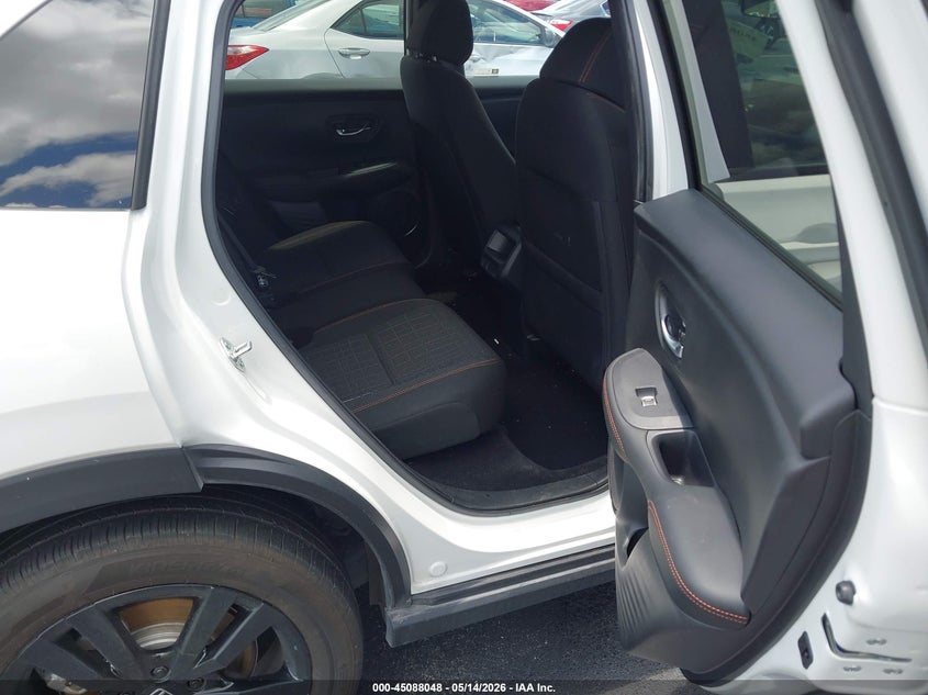 2026 Honda Hr-v VIN 3CZRZ1H53TM710704 IAAI salvage auction — RIGHT FRONT, Salvage Title, sold $11,275 on 2026-08-20 (photo 8)